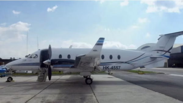 BEECHCRAFT B1900D - Image 2